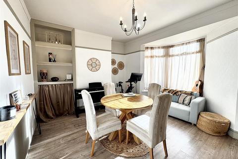 undefined, Caerleon Road, Newport