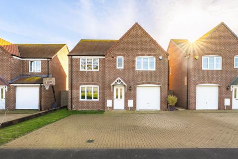 5 bedroom detached house for sale, Nickerson Close, Ormesby