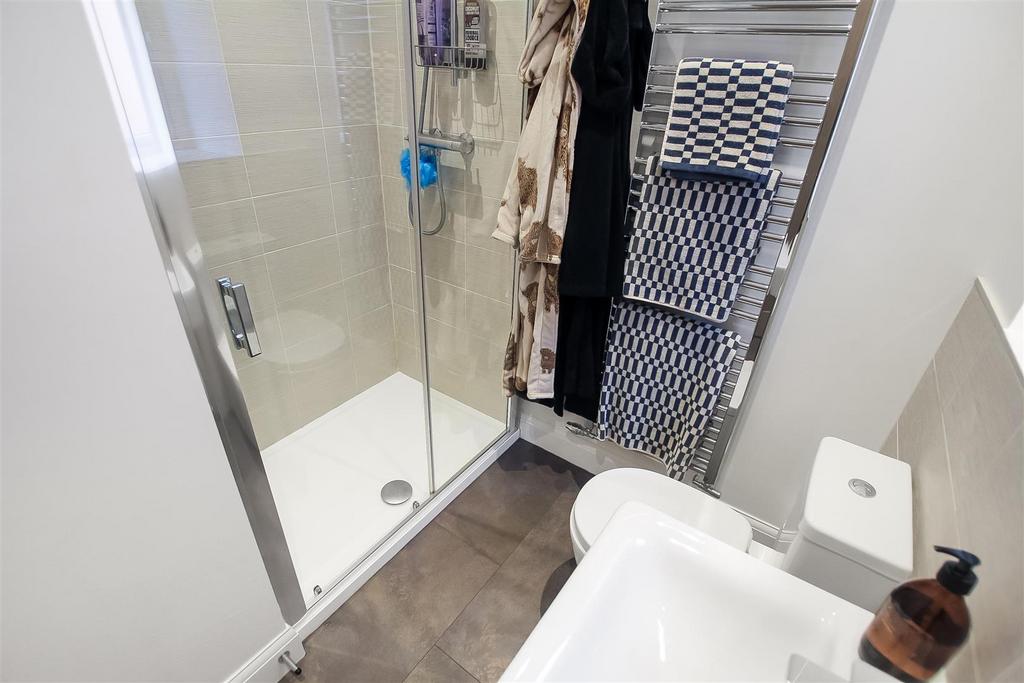 En-Suite Shower Room/WC