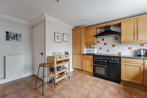 undefined, Pearsons Close, Holt