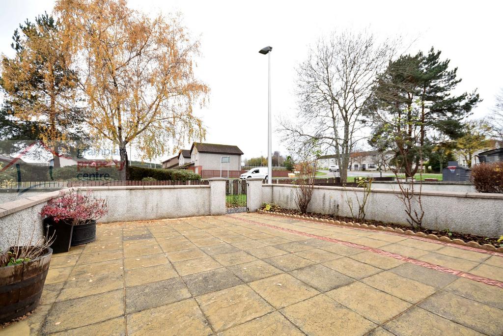 Front garden.JPG