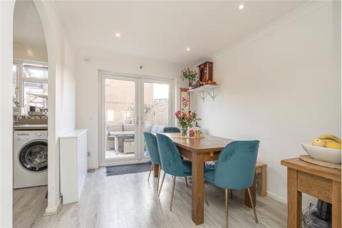 3 bedroom end of terrace house for sale, Shaw Drive, Walton-on-Thames, Surrey, KT12