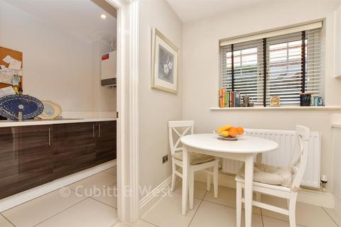 undefined, Magnolia Drive, Banstead, Surrey