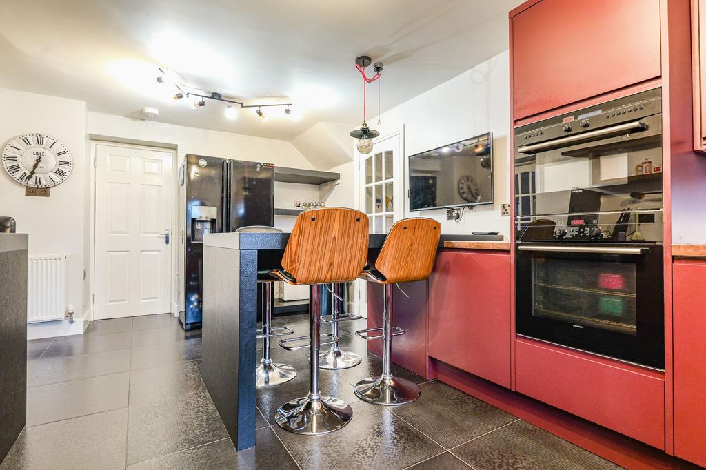 Breakfasting Kitchen