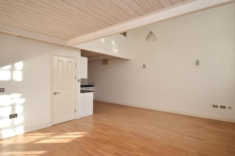 2 bedroom flat for sale, Croft Road, Hastings TN34