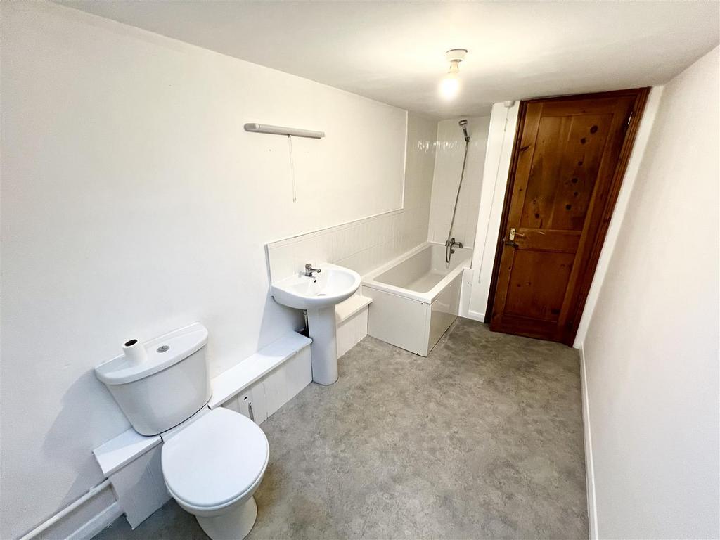 71 EBB871-816 C-4 C2 D-8078-AC762 D235 B94.jpeg