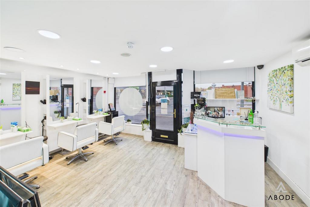 CAM03473 G0-PR0500-STILL001.jpg