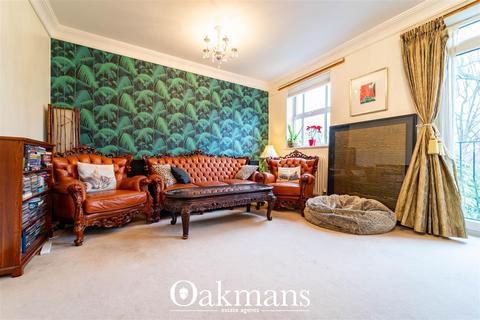 undefined, Courtlands Close, Birmingham, B5