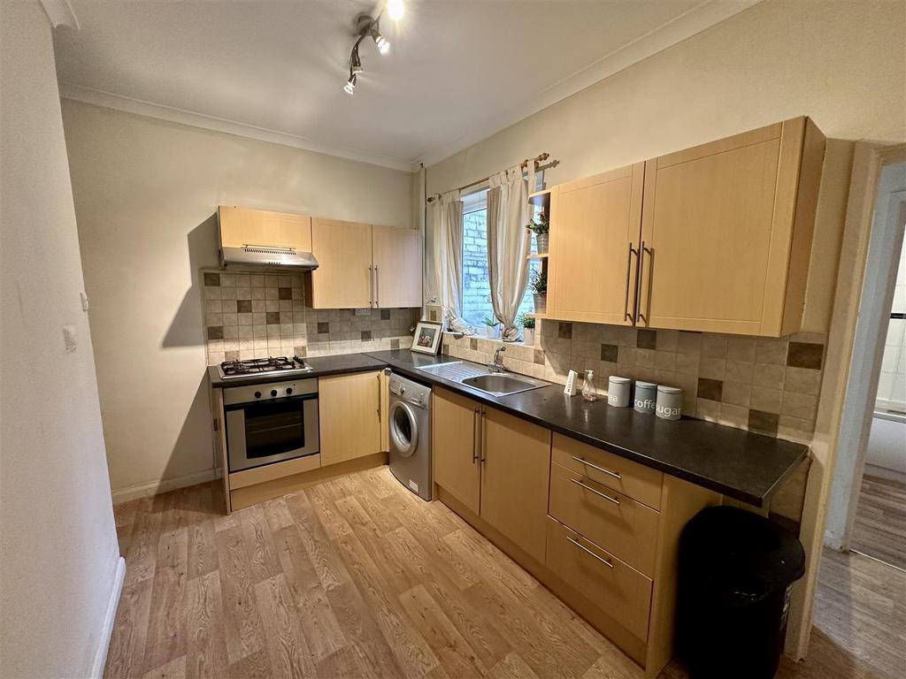 Dining kitchen