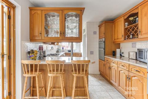 4 bedroom end of terrace house for sale, Carpenter Gardens, London, N21