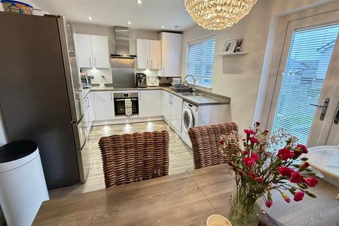 3 bedroom semi-detached house for sale, Parc Pentywyn, Deganwy, Conwy