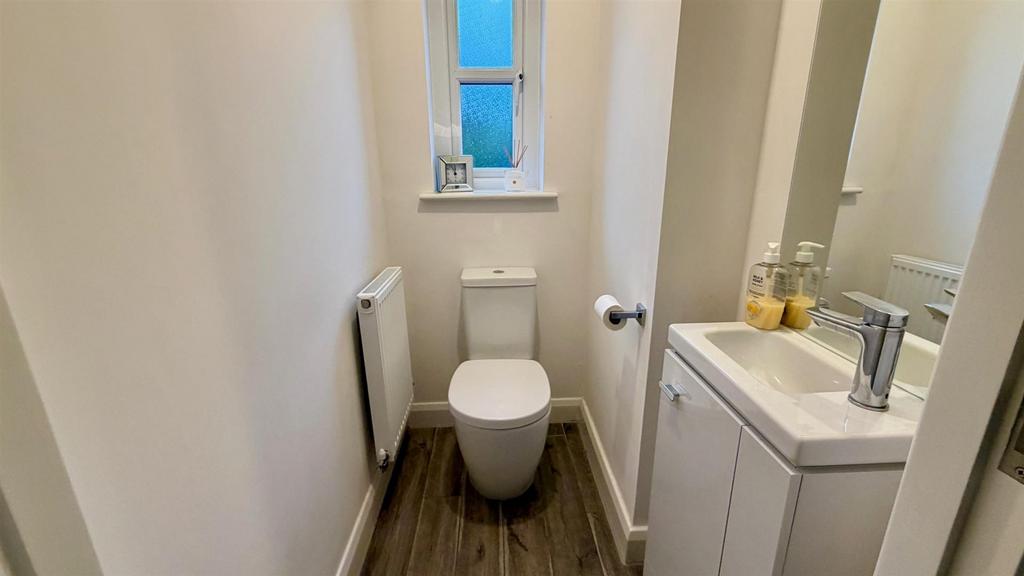 2 piece cloakroom