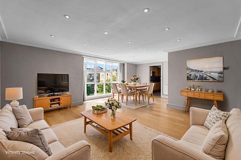 2 bedroom apartment to rent, Oriel Drive, London SW13