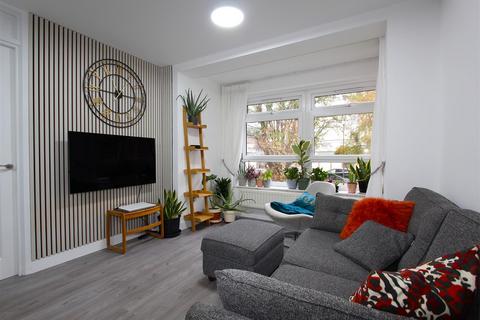 undefined, Strode Close, London N10
