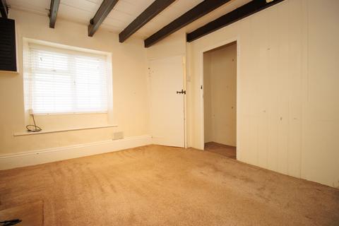 2 bedroom cottage for sale, Main Street, Gristhorpe YO14