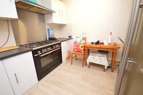 2 bedroom semi-detached bungalow for sale, Moorhouse Close, Normanton