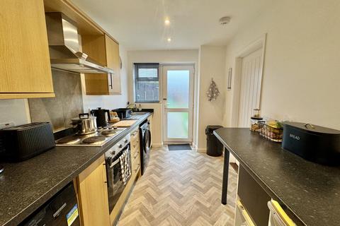 9 Dol Eithin, Caergeiliog, Holyhead, LL65 3NG