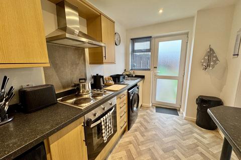9 Dol Eithin, Caergeiliog, Holyhead, LL65 3NG