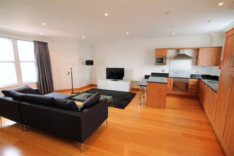 2 bedroom apartment to rent, Murton House, City Centre