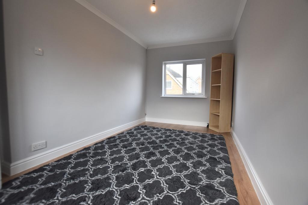 44b Tennyson Drive bedroom 2
