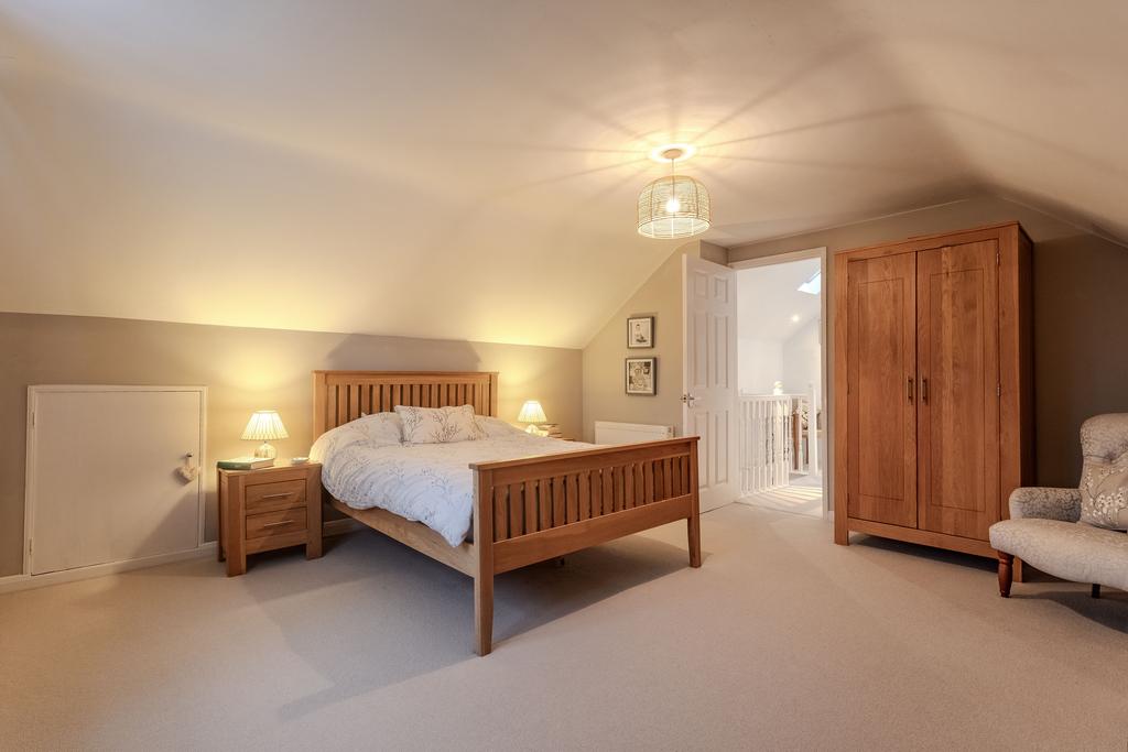 Bed 1