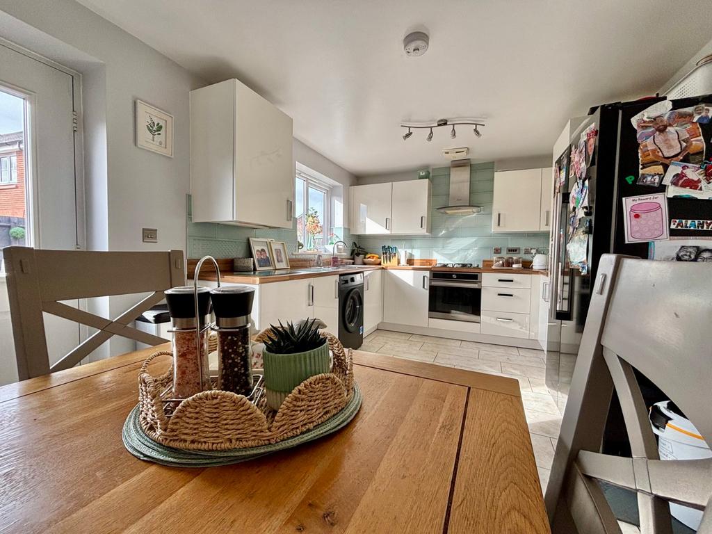 Kitchen / Diner