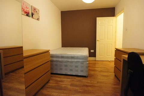 2 bedroom apartment to rent, St Andrews Street, City Centre