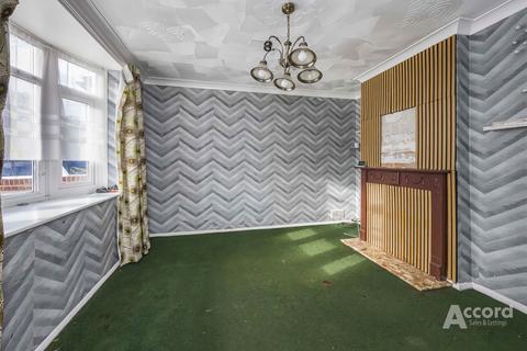 2 bedroom terraced house for sale, Chatteris Avenue, Romford, RM3