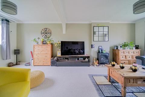 3 bedroom detached house for sale, Tangmere Close, Melksham SN12