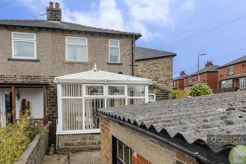 2 bedroom semi-detached house to rent, Milner Lane, Halifax