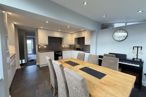 4 bedroom townhouse for sale, Lutley Drive, Stourbridge