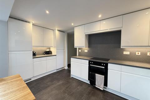 4 bedroom townhouse for sale, Lutley Drive, Stourbridge