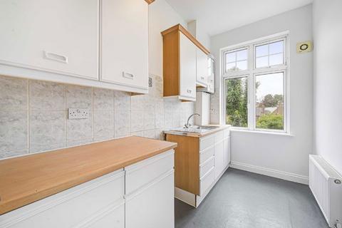 2 bedroom flat to rent, Uxbridge Road, London W12