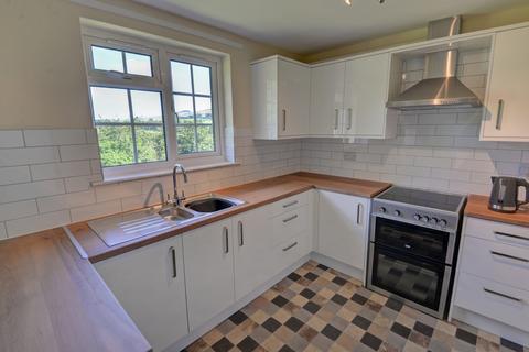 2 bedroom flat to rent, Haw Bank Court, Skipton, BD23