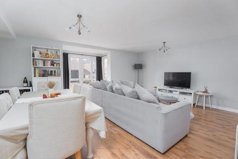 undefined, Stone Court, Crawley RH10