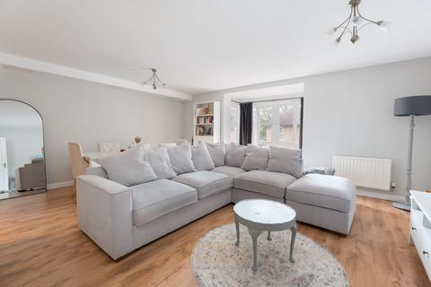 undefined, Stone Court, Crawley RH10
