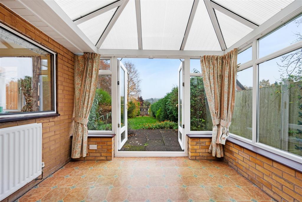 Meadow Way18 (1).jpg