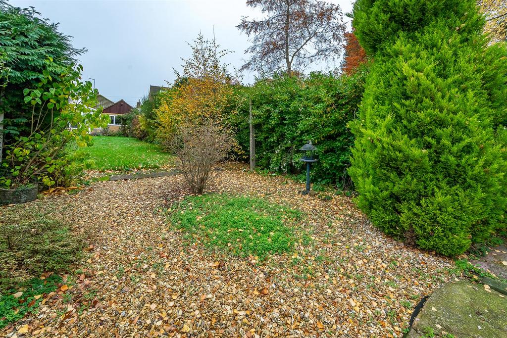 Meadow Way82.jpg