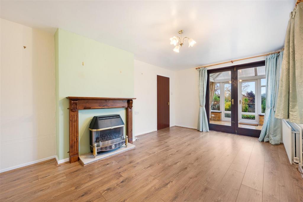 Meadow Way12.jpg