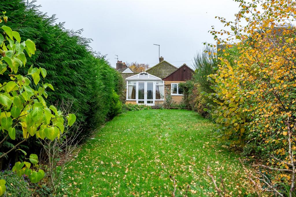 Meadow Way4.jpg