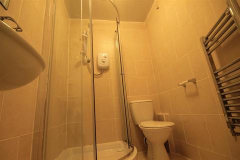 6 bedroom apartment to rent, Rubicon House, City Centre