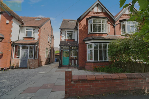 5 bedroom semi-detached house for sale, Westmorland Road, Urmston,