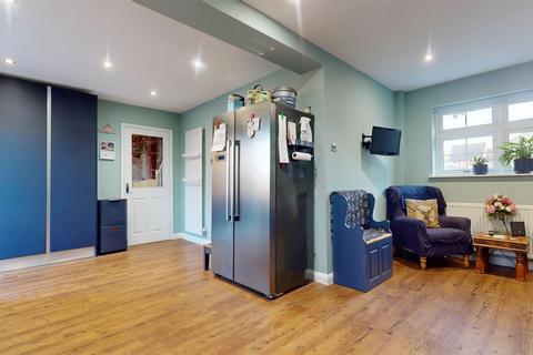 3 bedroom detached house for sale, Meadowsweet, Milton Keynes MK7