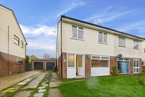 undefined, Emlyn Road, Horley RH6
