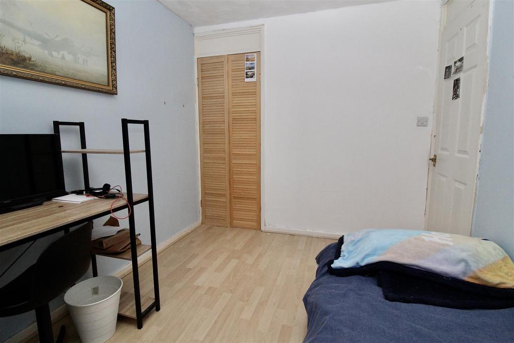 25 Wheat Bed4b.JPG