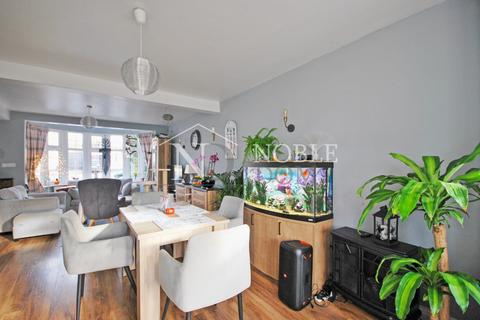 undefined, Cavendish Avenue, HA1
