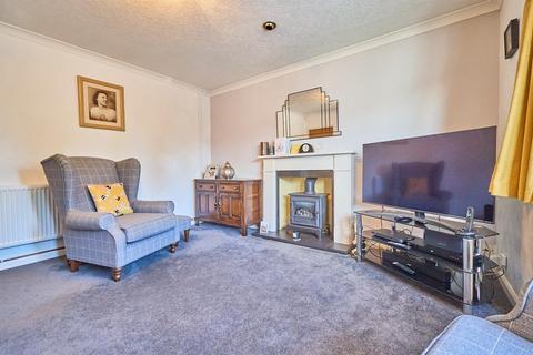 2 bedroom detached bungalow for sale, Hall Road, Burbage, Hinckley