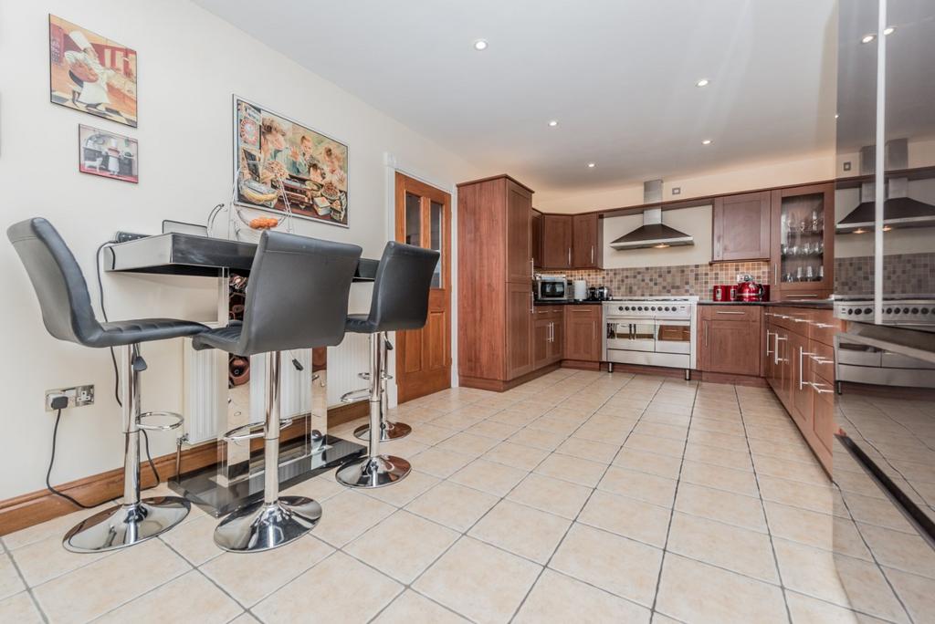 B/Kitchen