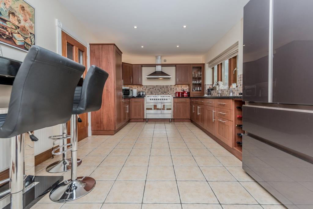 B/Kitchen
