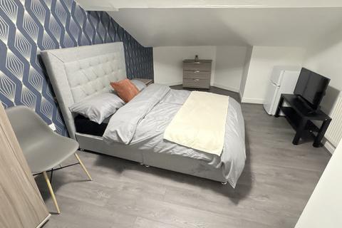 undefined, Bow Lane, Preston PR1